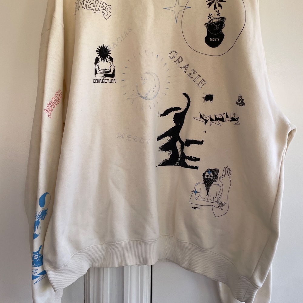 Sweatshirt
